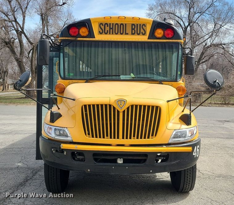 image for item LH9923 2007 IC PB105  school bus