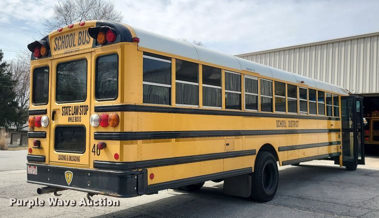 image for item LH9923 2007 IC PB105  school bus