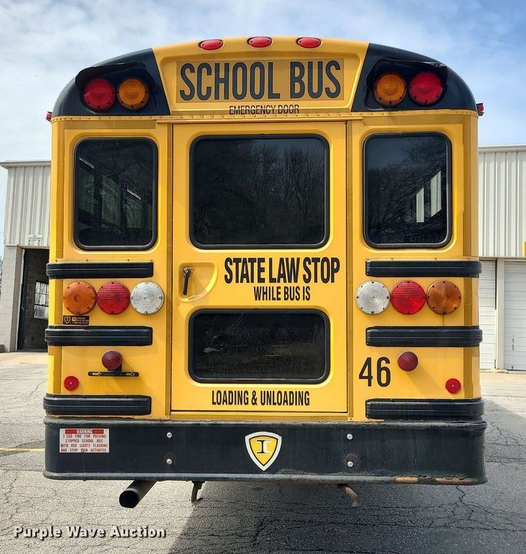 image for item LH9923 2007 IC PB105  school bus