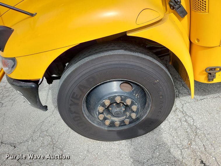 image for item LH9923 2007 IC PB105  school bus