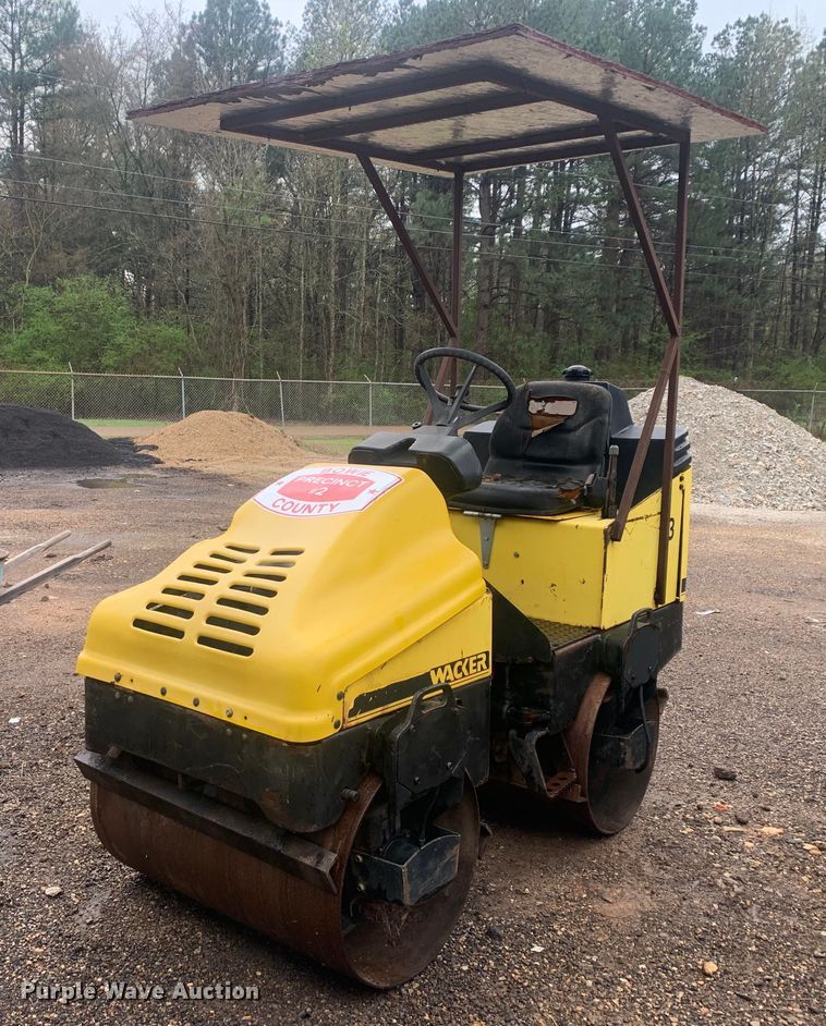 image for item LI9108 Wacker  double drum vibratory roller