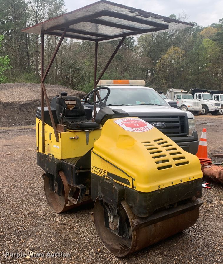 image for item LI9108 Wacker  double drum vibratory roller