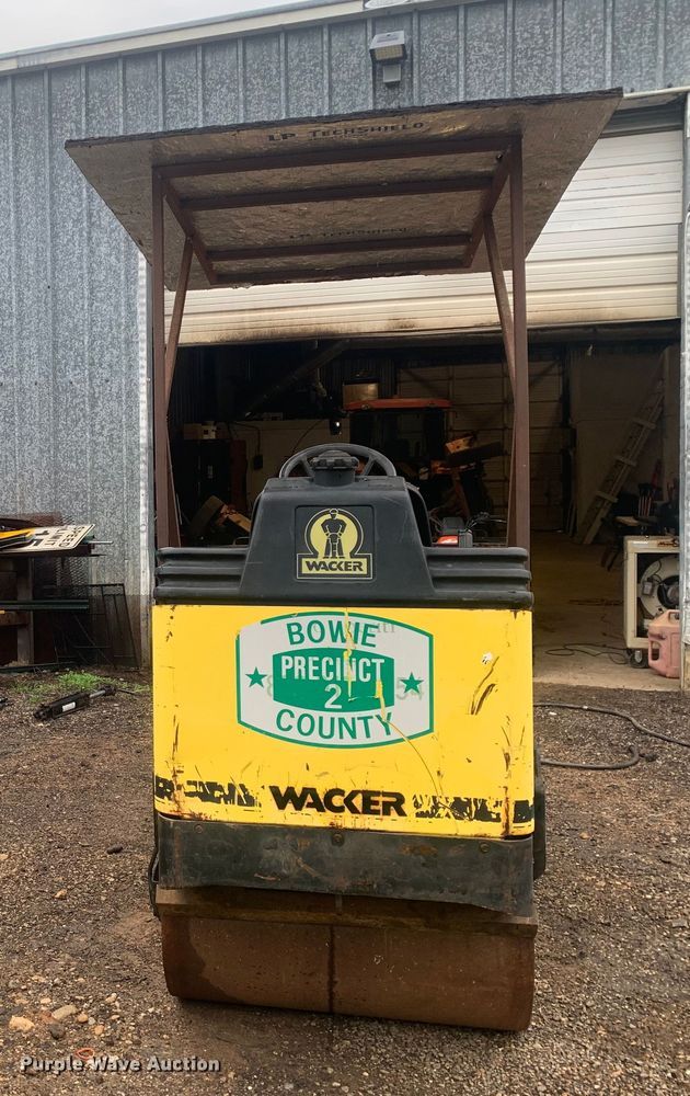 image for item LI9108 Wacker  double drum vibratory roller