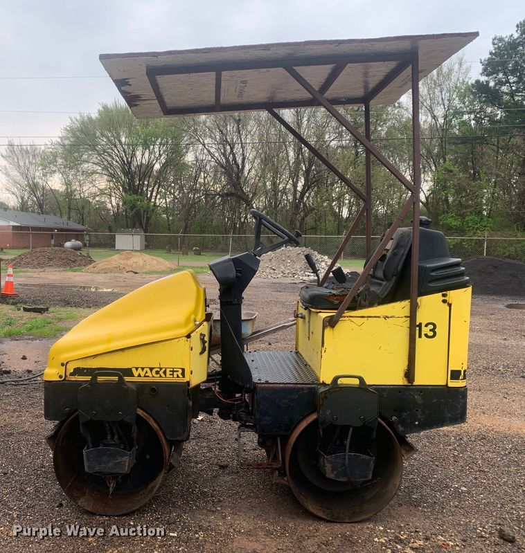 image for item LI9108 Wacker  double drum vibratory roller