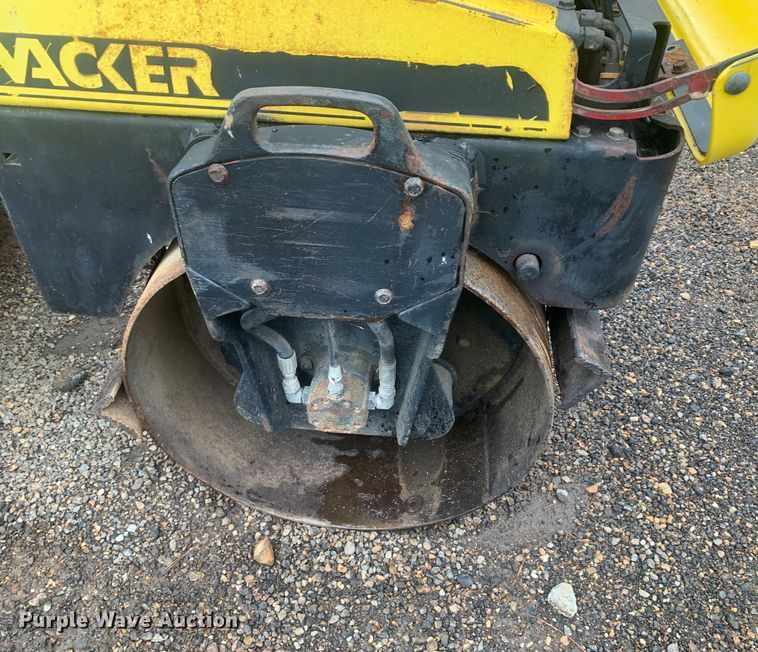 image for item LI9108 Wacker  double drum vibratory roller