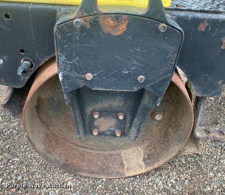 image for item LI9108 Wacker  double drum vibratory roller