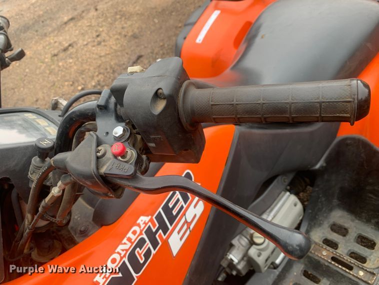 image for item LI9110 2002 Honda TRX250FE  ATV