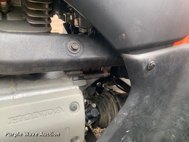 image for item LI9110 2002 Honda TRX250FE  ATV