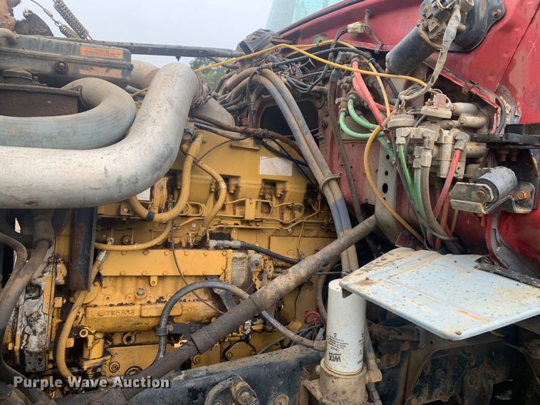 image for item LI9113 1993 Ford L9000  dump truck