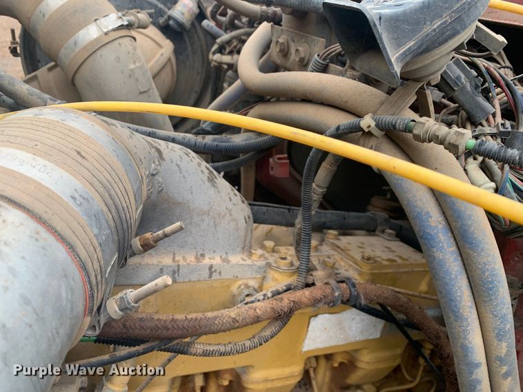 image for item LI9113 1993 Ford L9000  dump truck