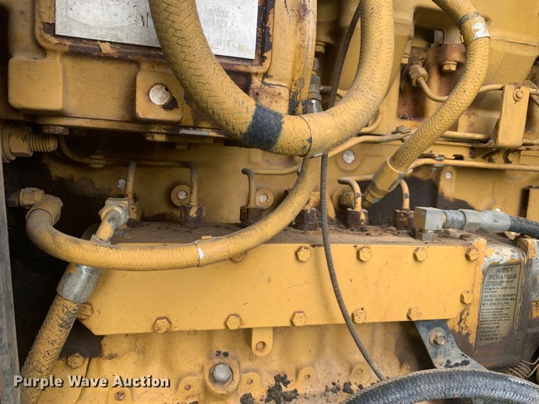 image for item LI9113 1993 Ford L9000  dump truck