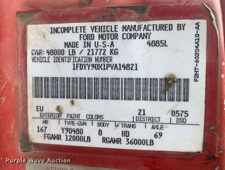 image for item LI9113 1993 Ford L9000  dump truck