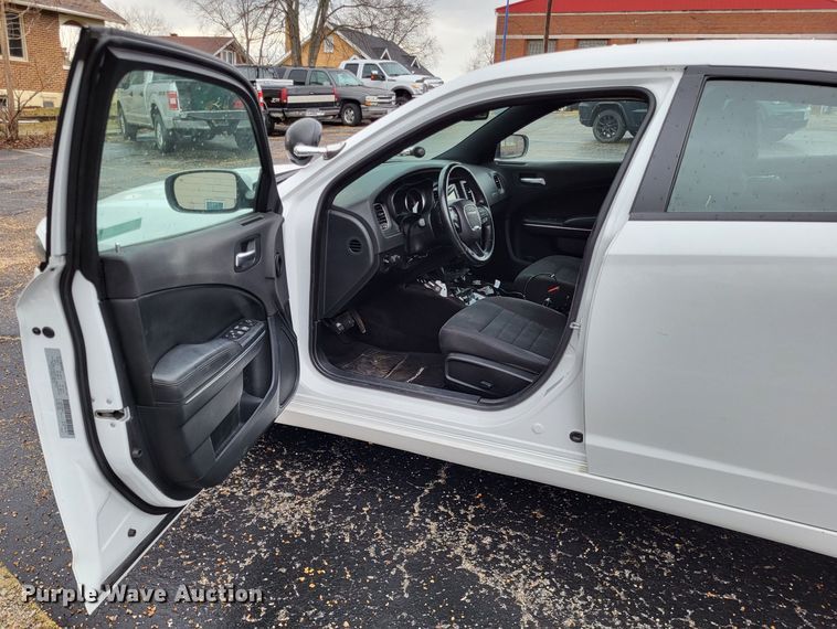 image for item LR9180 2016 Dodge Charger Police