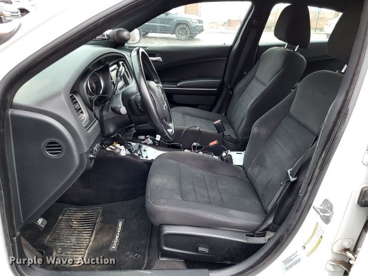 image for item LR9180 2016 Dodge Charger Police