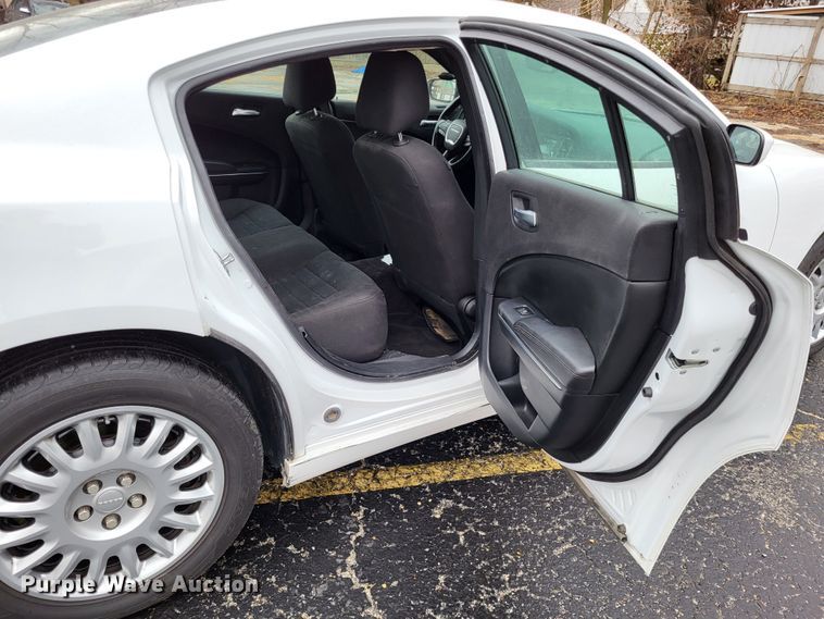 image for item LR9180 2016 Dodge Charger Police