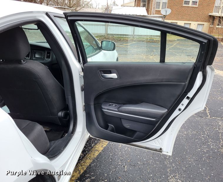 image for item LR9180 2016 Dodge Charger Police