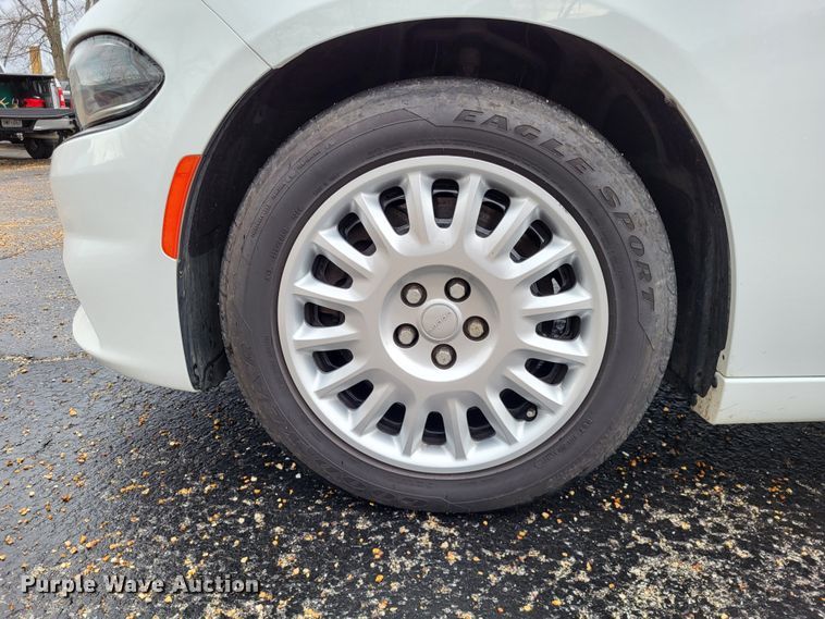 image for item LR9180 2016 Dodge Charger Police