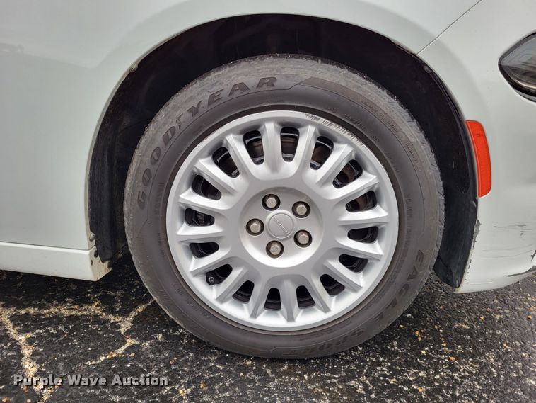 image for item LR9180 2016 Dodge Charger Police