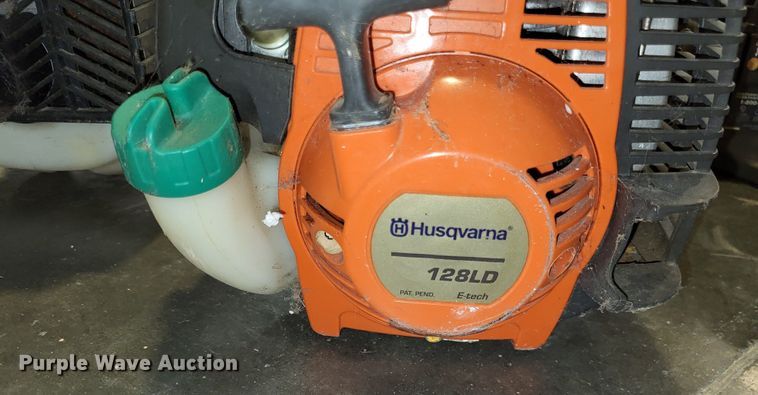 image for item LR9194 Lawn and garden equipment