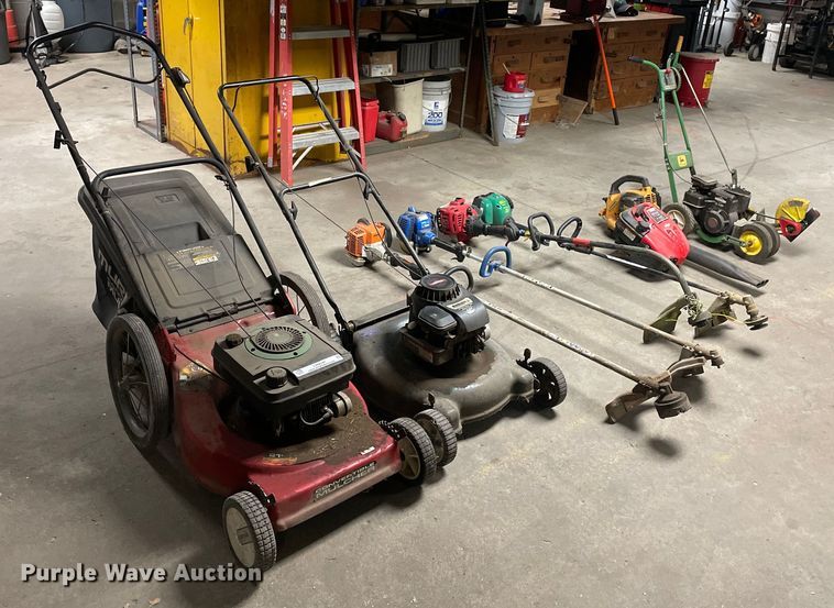 image for item LR9541 Lawn and garden equipment