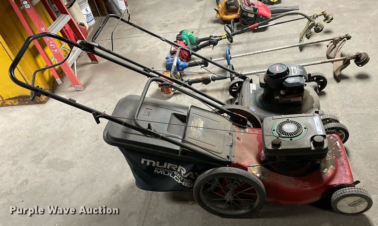 image for item LR9541 Lawn and garden equipment