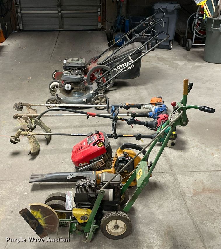 image for item LR9541 Lawn and garden equipment