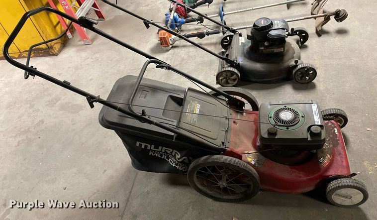 image for item LR9541 Lawn and garden equipment