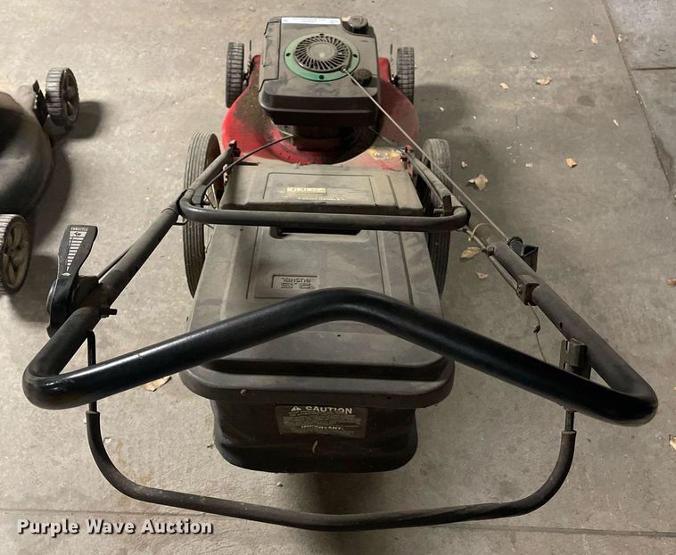 image for item LR9541 Lawn and garden equipment