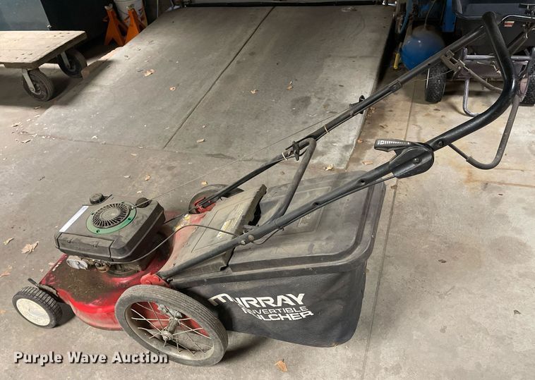 image for item LR9541 Lawn and garden equipment