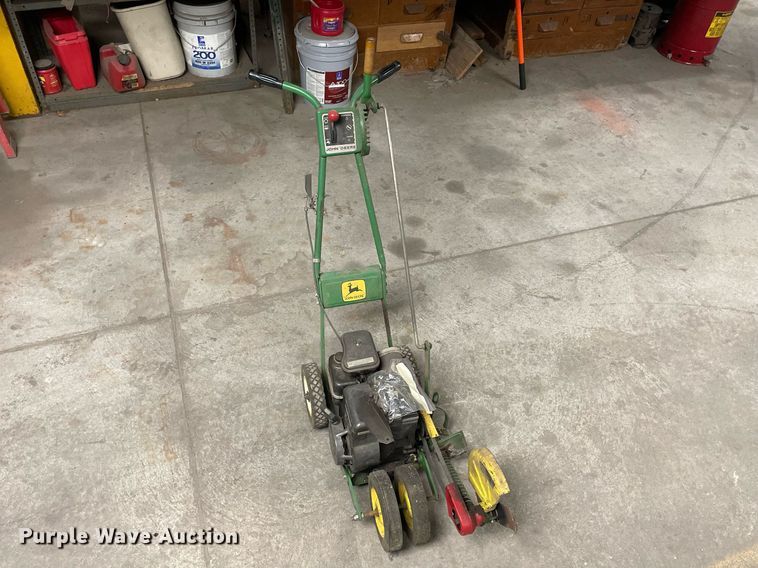 image for item LR9541 Lawn and garden equipment