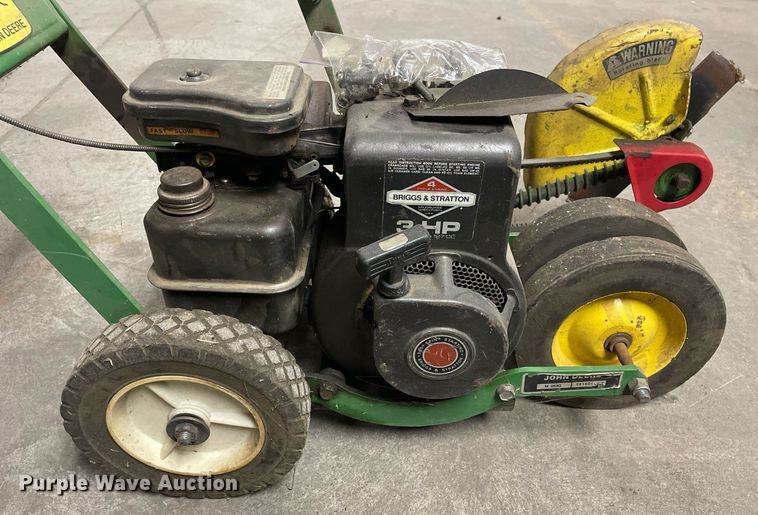 image for item LR9541 Lawn and garden equipment