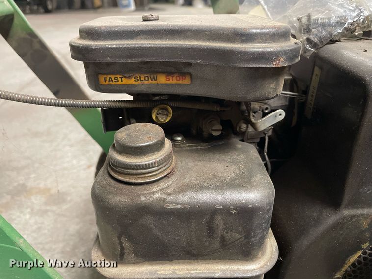 image for item LR9541 Lawn and garden equipment