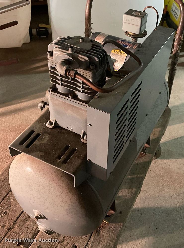 image for item LR9542 Tools