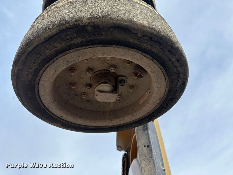 image for item LT9165 Land Pride RCM5615  batwing rotary mower