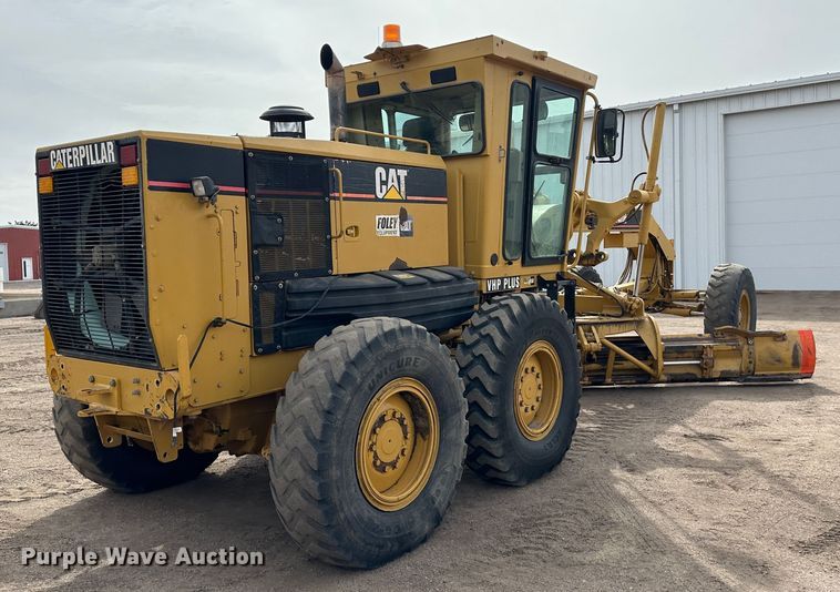 image for item LT9166 2004 Caterpillar 140H VHP  motor grader