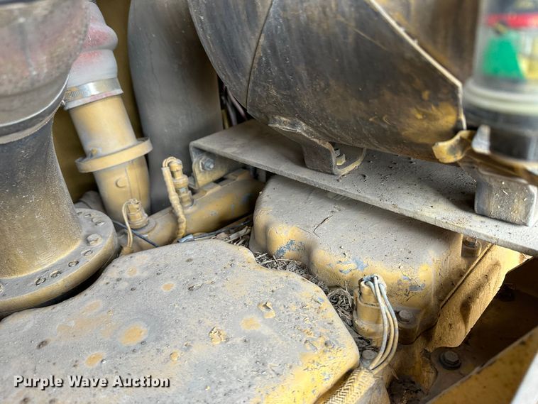 image for item LT9166 2004 Caterpillar 140H VHP  motor grader