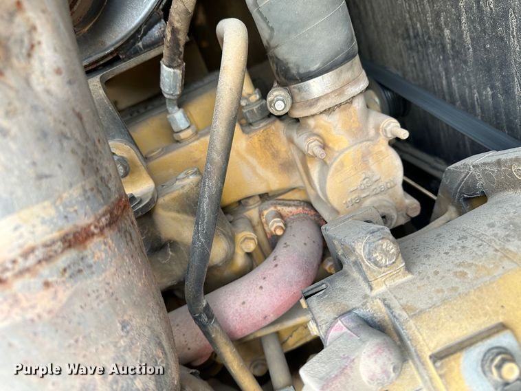 image for item LT9166 2004 Caterpillar 140H VHP  motor grader