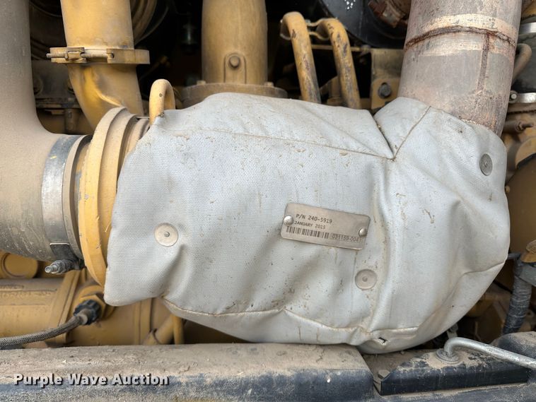 image for item LT9166 2004 Caterpillar 140H VHP  motor grader