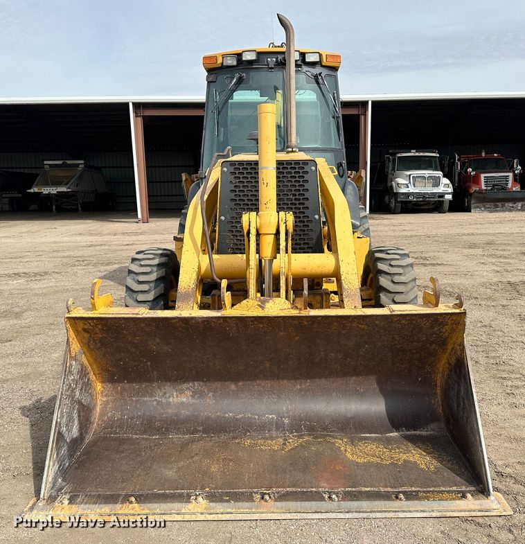 image for item LT9167 2000 John Deere 310SE  backhoe