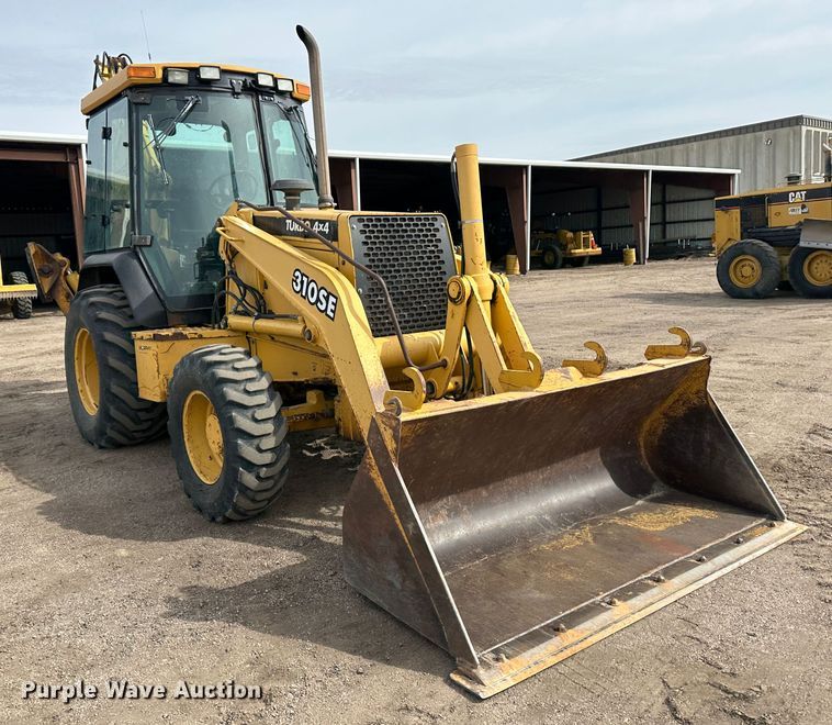 image for item LT9167 2000 John Deere 310SE  backhoe