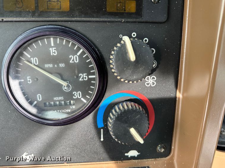 image for item LT9167 2000 John Deere 310SE  backhoe