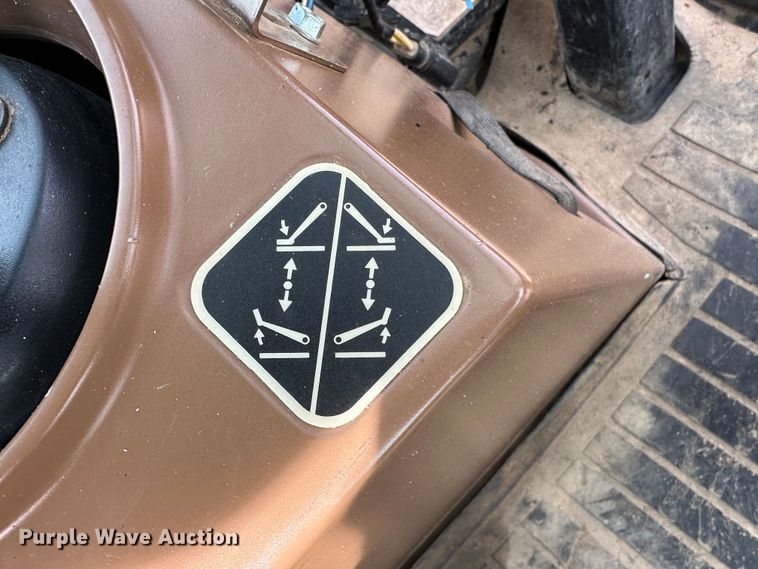 image for item LT9167 2000 John Deere 310SE  backhoe