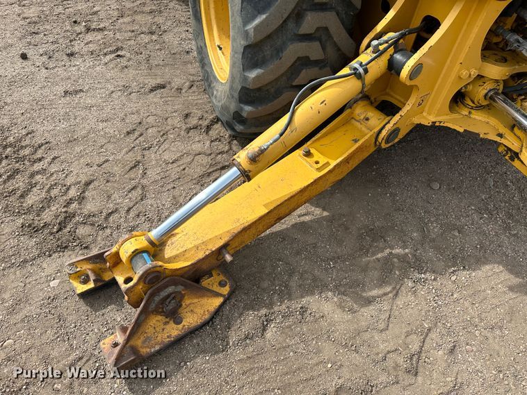 image for item LT9167 2000 John Deere 310SE  backhoe