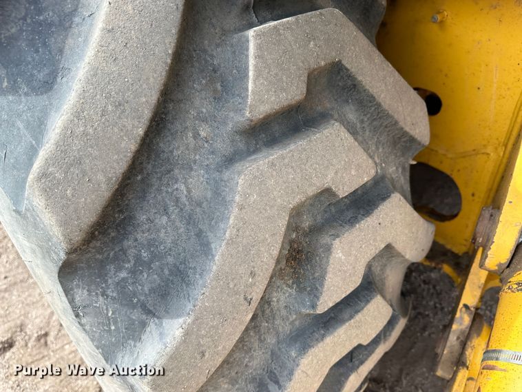 image for item LT9167 2000 John Deere 310SE  backhoe