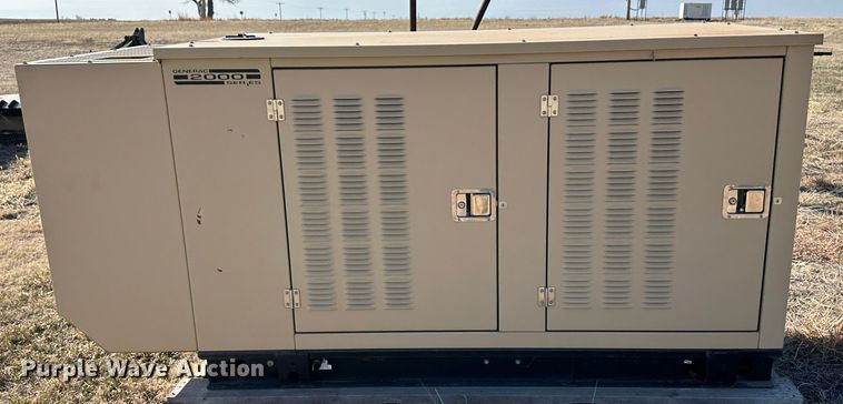 image for item LT9170 2002 Generac 2772130100  generator