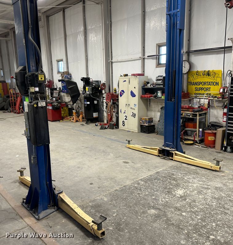 image for item LT9538 Rotary SPO12-11  automotive lift