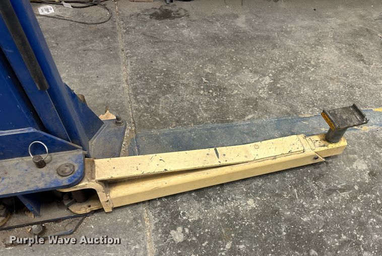 image for item LT9538 Rotary SPO12-11  automotive lift