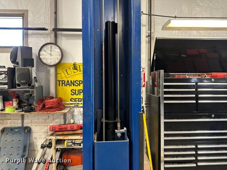 image for item LT9538 Rotary SPO12-11  automotive lift