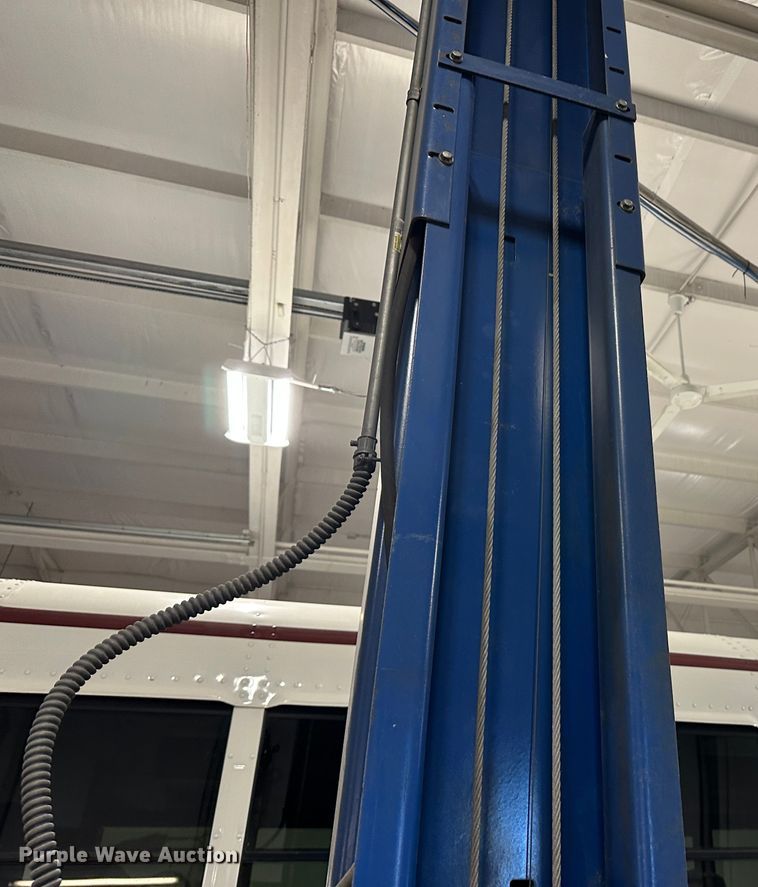 image for item LT9538 Rotary SPO12-11  automotive lift