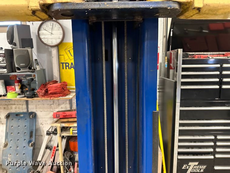 image for item LT9538 Rotary SPO12-11  automotive lift